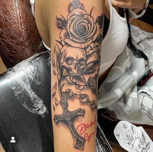 Explore ring tattoo ideas for couples, creative tattoo ideas in Lake Villa, available at Eternal Tiger Tattoo