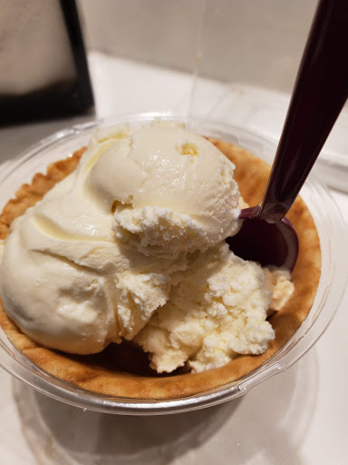 Ice Cream Shop «Häagen-Dazs», reviews and photos, 685 S President St, Baltimore, MD 21202, USA