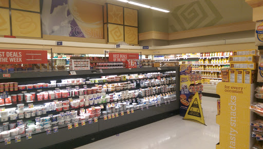 Grocery Store «Giant Food Stores», reviews and photos, 4001 New Falls Rd, Levittown, PA 19056, USA