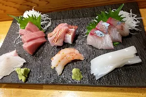 Tsuto Sushi image