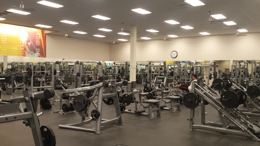 Gym «LA Fitness», reviews and photos, 200 Broadview Village Square, Broadview, IL 60155, USA