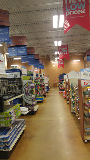 Pet Supply Store «PetSmart», reviews and photos, 3050 Middle Country Rd, Nesconset, NY 11767, USA