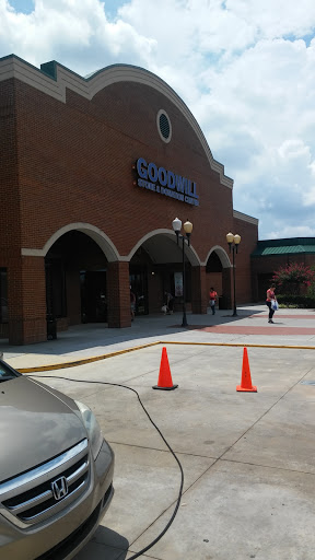 Thrift Store «Goodwill», reviews and photos