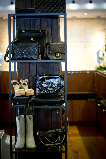 Jewelry Store «Leo Hamel Fine Jewelry & Engagement Ring Store», reviews and photos, 1851 San Diego Ave, San Diego, CA 92110, USA