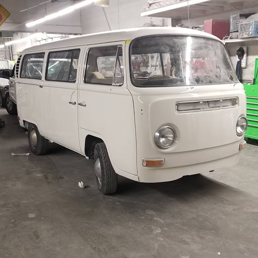 Auto Body Shop «AA Auto Collision Center», reviews and photos, 1240 Thompson Ave, Santa Cruz, CA 95062, USA