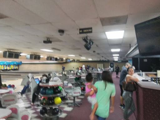 Bowling Alley «Terrace Sports», reviews and photos, 5311 E Busch Blvd, Temple Terrace, FL 33617, USA