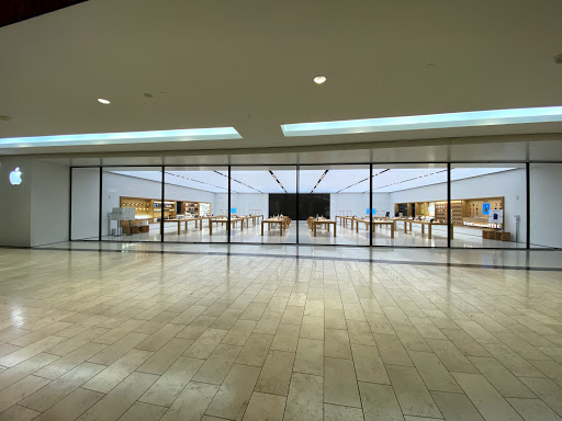 Computer Store «Apple Natick Collection», reviews and photos, 1245 Worcester St, Natick, MA 01760, USA