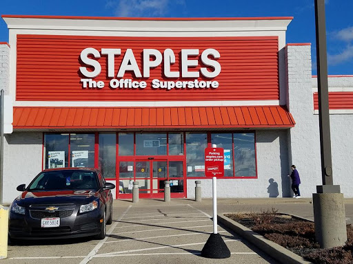 Office Supply Store «Staples», reviews and photos, 3601 Towne Blvd, Franklin, OH 45005, USA