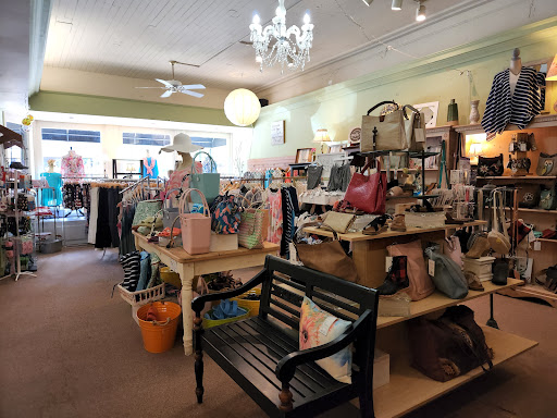 Gift Shop «Laughing Moon», reviews and photos, 183 S Main St, Madison, GA 30650, USA