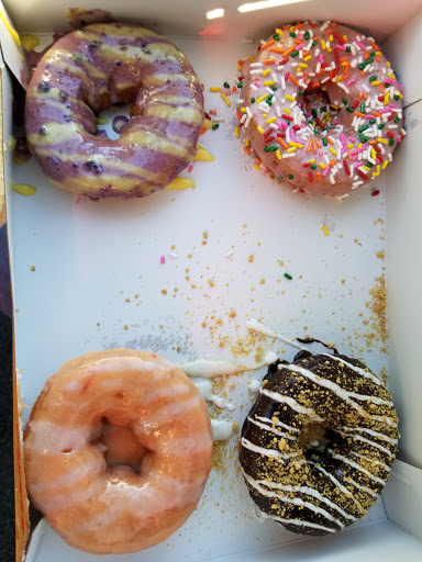 Donut Shop «Duck Donuts», reviews and photos, 2511 N Harrison St, Arlington, VA 22207, USA