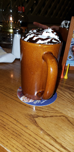 American Restaurant «Cracker Barrel Old Country Store», reviews and photos, 1511 Riverboat Center Dr, Joliet, IL 60431, USA