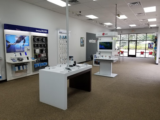 Cell Phone Store «GoWireless Verizon Authorized Retailer», reviews and photos, 30438 Milford Rd, New Hudson, MI 48165, USA