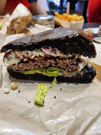 Hamburger du Restaurant de hamburgers L'Artisan du Burger - Les Halles à Paris - n°15