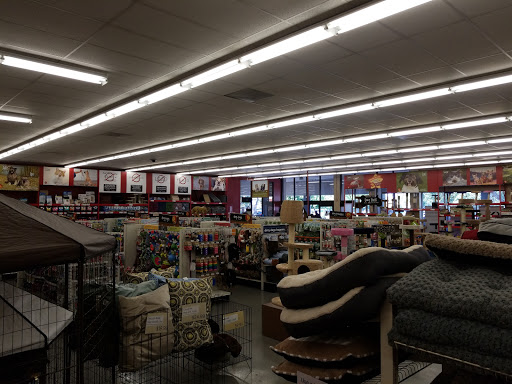 Pet Supply Store «Pet Food Express», reviews and photos, 372 Woodside Rd, Redwood City, CA 94061, USA
