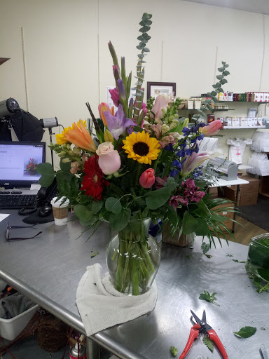 Florist «Casas Adobes Flower Shop», reviews and photos, 7090 N Oracle Rd #194, Tucson, AZ 85704, USA