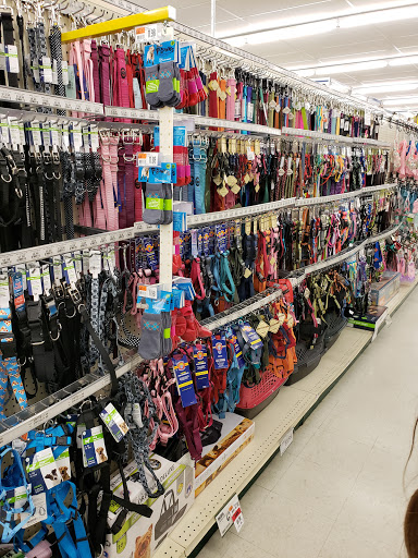 Pet Supply Store «Pet Supplies Plus», reviews and photos, 5708 State St, Saginaw, MI 48603, USA