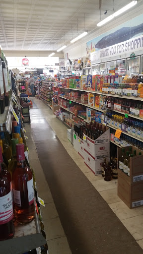 Grocery Store «Colfax Market», reviews and photos, 2 N Main St, Colfax, CA 95713, USA
