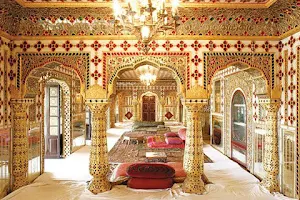 Sheesh Mahal image
