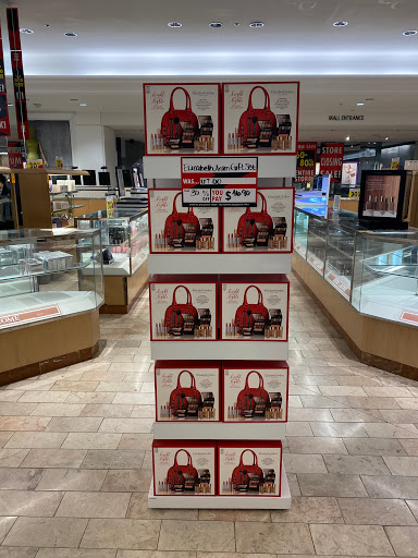 Department Store «Lord & Taylor», reviews and photos, 400 W Farms Mall, Farmington, CT 06032, USA