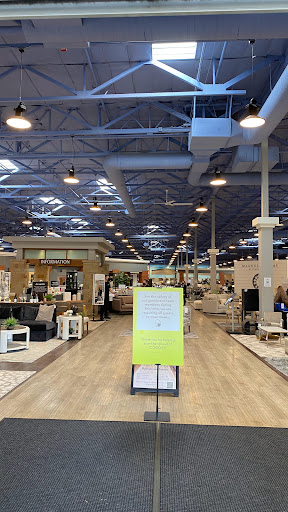 Furniture Store «Living Spaces - Monrovia», reviews and photos, 407 W Huntington Dr, Monrovia, CA 91016, USA