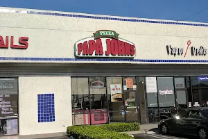 Papa Johns Pizza image