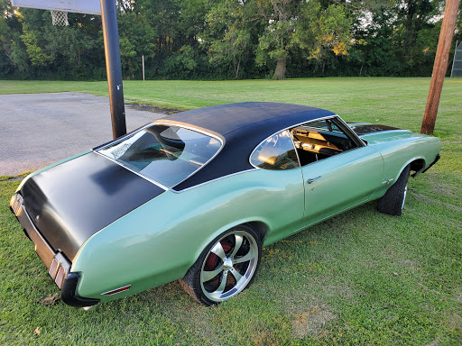 Auto Parts Store «Advance Auto Parts», reviews and photos, 215 E 10th St, Jeffersonville, IN 47130, USA