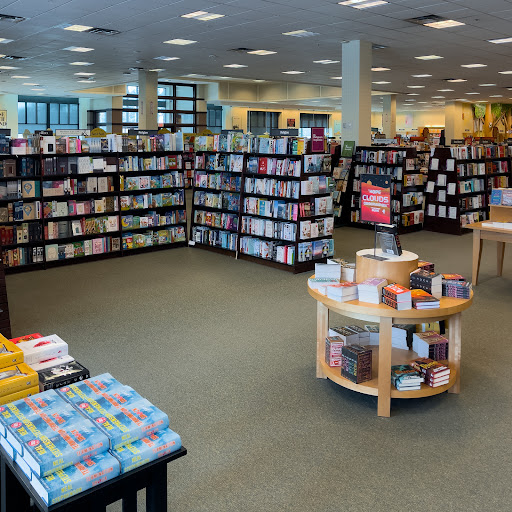 Book Store «Barnes & Noble», reviews and photos, 9605 Village Pl Blvd, Brighton, MI 48116, USA