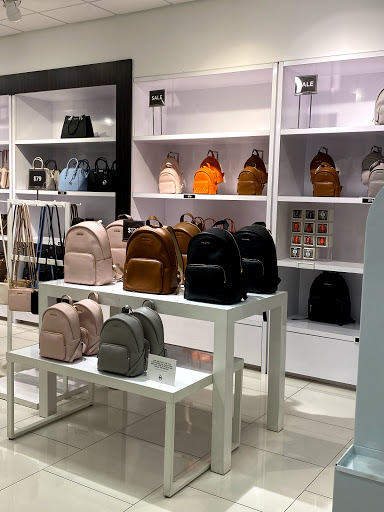 Fashion Accessories Store «Michael Kors», reviews and photos, 5220 Fashion Outlets Way #2120, Rosemont, IL 60018, USA