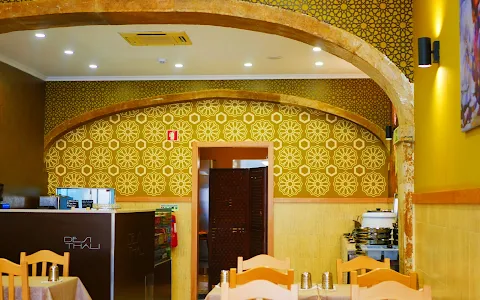 Desi Thali Restaurante Vegetariano image
