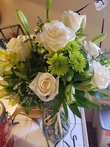 Florist «Flora Design», reviews and photos, 51081 Columbia River Hwy, Scappoose, OR 97056, USA