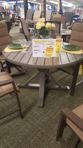Outdoor Furniture Store «American Sale - Lansing Outlet», reviews and photos, 16955 Torrence Ave, Lansing, IL 60438, USA
