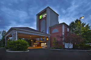 Holiday Inn Express & Suites Cincinnati Northeast-Milford, an IHG Hotel image