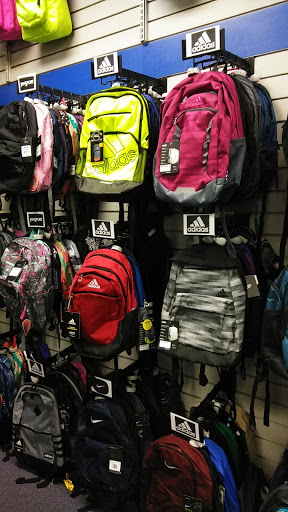 Sporting Goods Store «Big 5 Sporting Goods - Factoria», reviews and photos, 4055 Factoria Blvd SE, Bellevue, WA 98006, USA