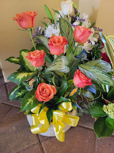 Florist «Floral Design By Heidi», reviews and photos, 1245 Airport Pulling Rd S, Naples, FL 34104, USA