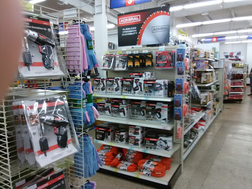 Hardware Store «Harbor Freight Tools», reviews and photos, 201 Skyline Dr #37, Conway, AR 72032, USA