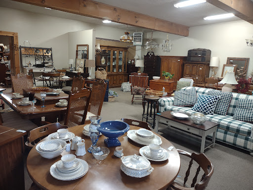 Consignment Shop «Refabulous Furnishings», reviews and photos, 2231 Vestal Pkwy W, Vestal, NY 13850, USA