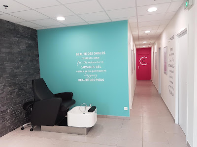 Esthetic Center à Itteville