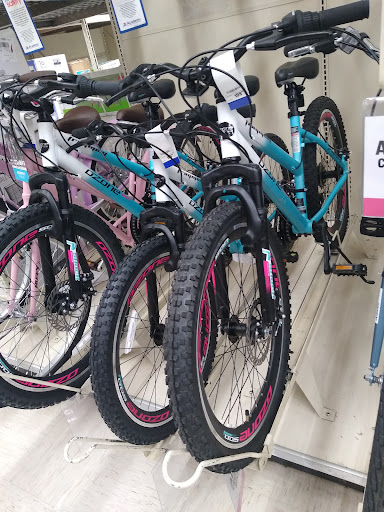 Sporting Goods Store «Academy Sports + Outdoors», reviews and photos, 7513 N Interstate Hwy 35, Austin, TX 78752, USA