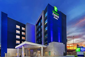 Holiday Inn Express & Suites Houston - N Downtown, an IHG Hotel image