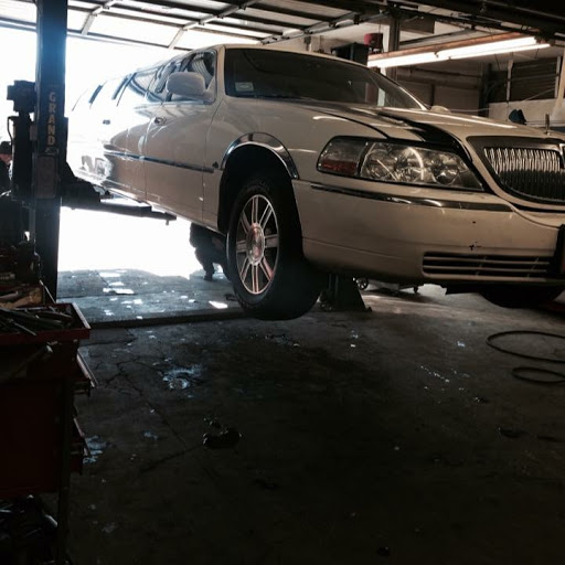 Auto Repair Shop «Neptune Auto Care», reviews and photos, 11 Vernon Ave, Mastic, NY 11950, USA