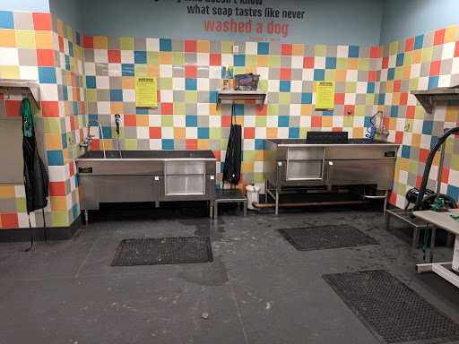 Pet Supply Store «Petco Animal Supplies», reviews and photos, 61-23 190th St, Fresh Meadows, NY 11365, USA