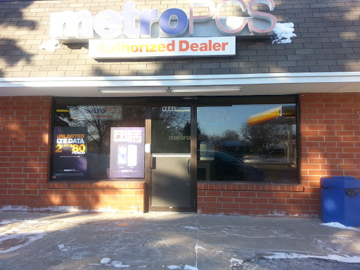 Cell Phone Store «MetroPCS Authorized Dealer», reviews and photos, 9846 Polk St NE, Blaine, MN 55434, USA