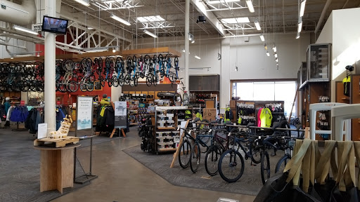 Camping Store «REI», reviews and photos, 2200 Bergen Town Center, Paramus, NJ 07652, USA