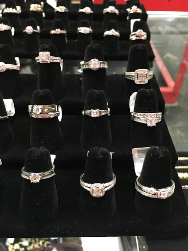 Pawn Shop «Xtreme Pawn - Lindon», reviews and photos, 720 State St, Lindon, UT 84042, USA