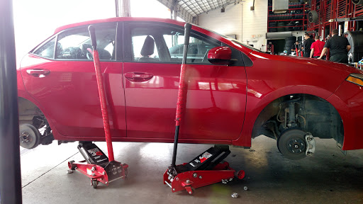 Tire Shop «Discount Tire Store - Surprise, AZ», reviews and photos, 16131 W Bell Rd, Surprise, AZ 85374, USA