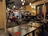 Atmosphère du Restaurant DOST GRILL à Paris - n°6