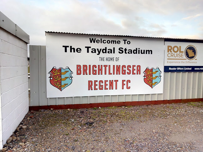 Reviews of Brightlingsea Regent Football Club in Colchester - Sports Complex