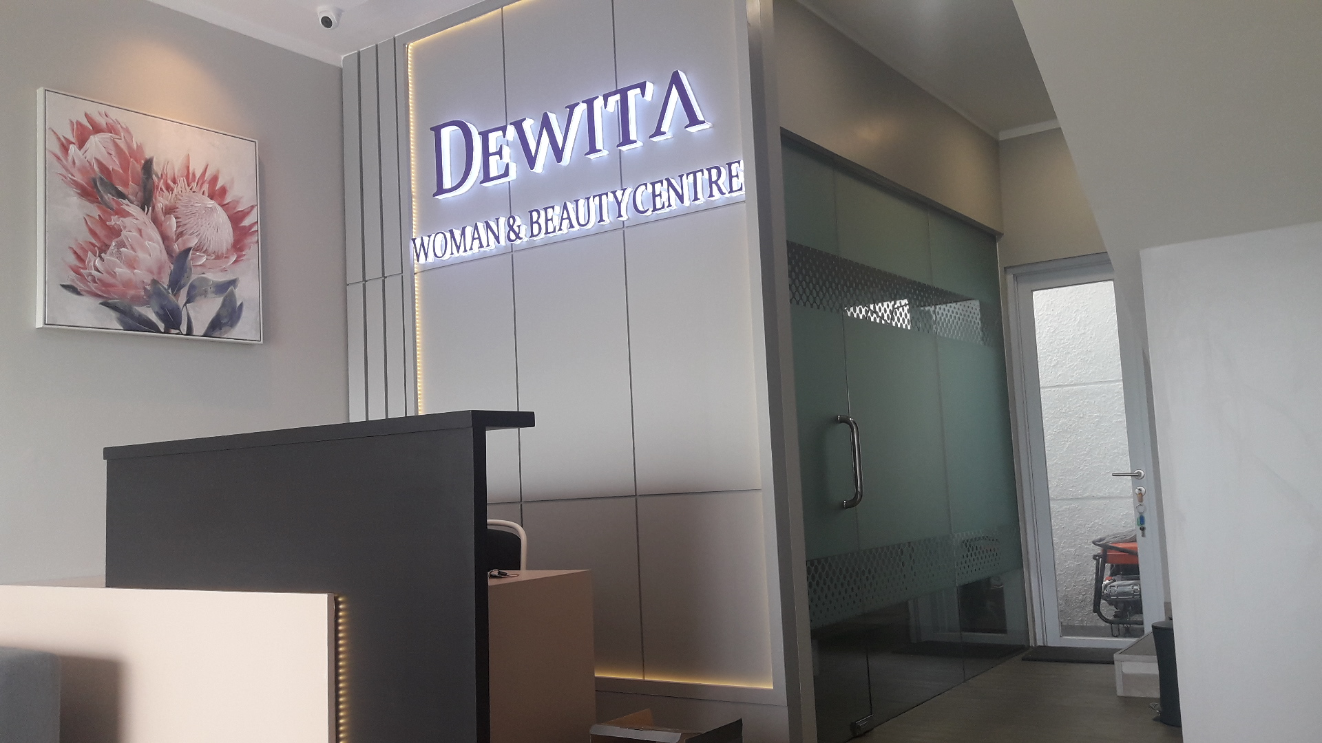 Dewita Woman&beauty Centre Photo