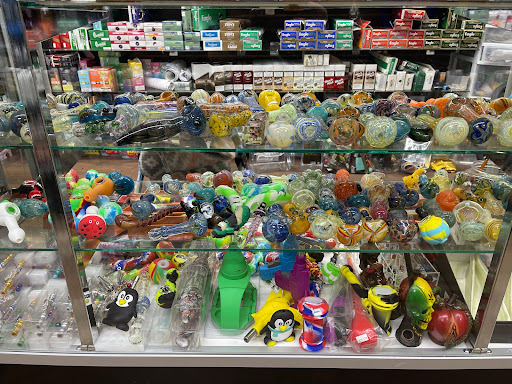 Tobacco Shop «Wilkinson Tobacco & Vapor», reviews and photos, 3120 Wilkinson Blvd D4, Charlotte, NC 28208, USA