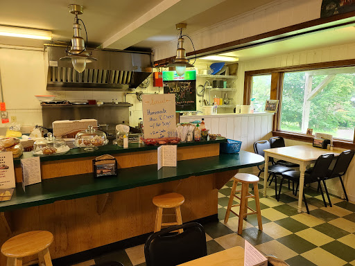 Grocery Store «Bailey Island General Store», reviews and photos, 2124 Harpswell Islands Rd, Bailey Island, ME 04003, USA